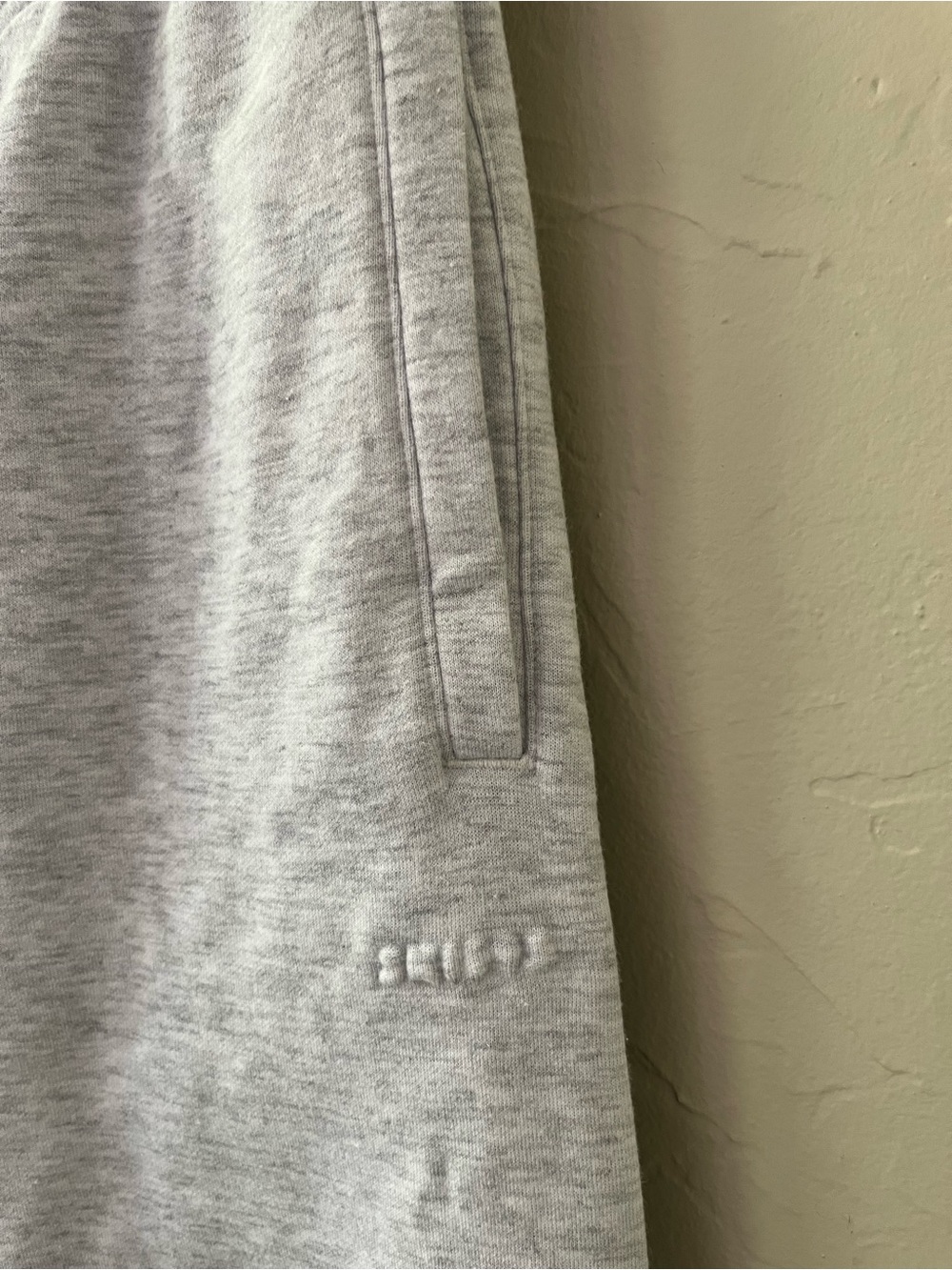 SKIMS COTTON FLEECE CLASSIC JOGGERS LIGHT HEATHER GREY M - Picture 8 of 8